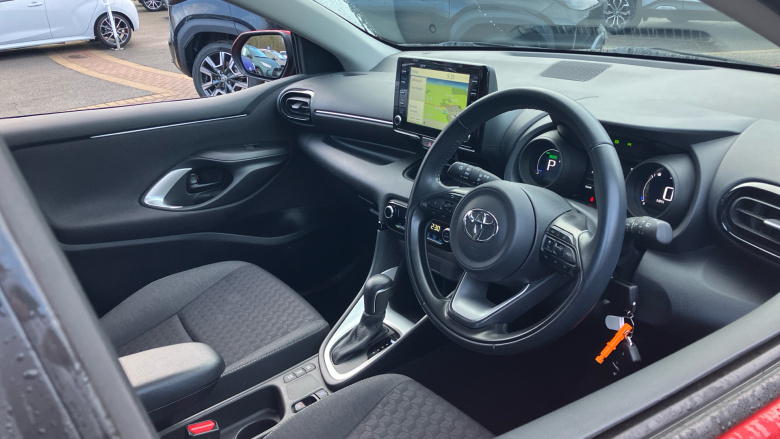 Toyota Yaris 1.5 Hybrid Design 5dr CVT Hybrid Hatchback